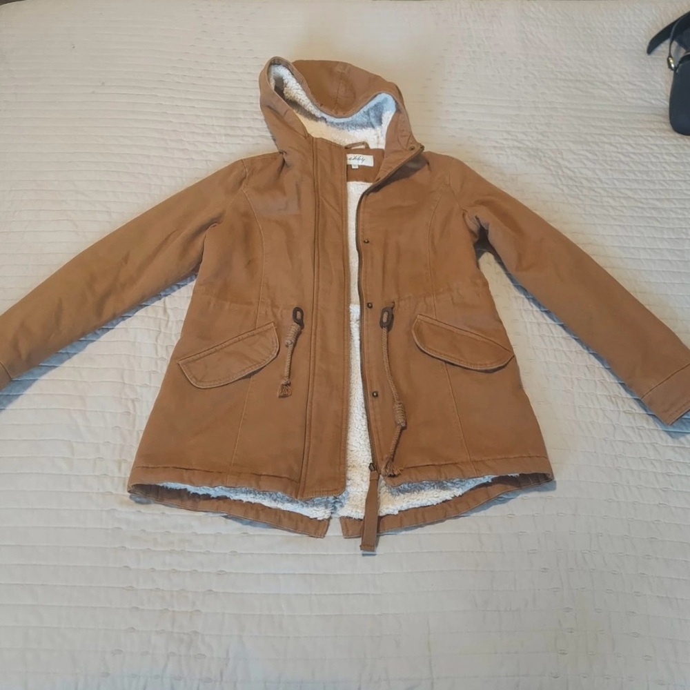 NWT- Women’s Sebby Sherpa lined Tan Hooded Jacket